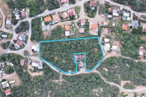 Paradera lot