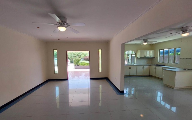 Spacious Villa