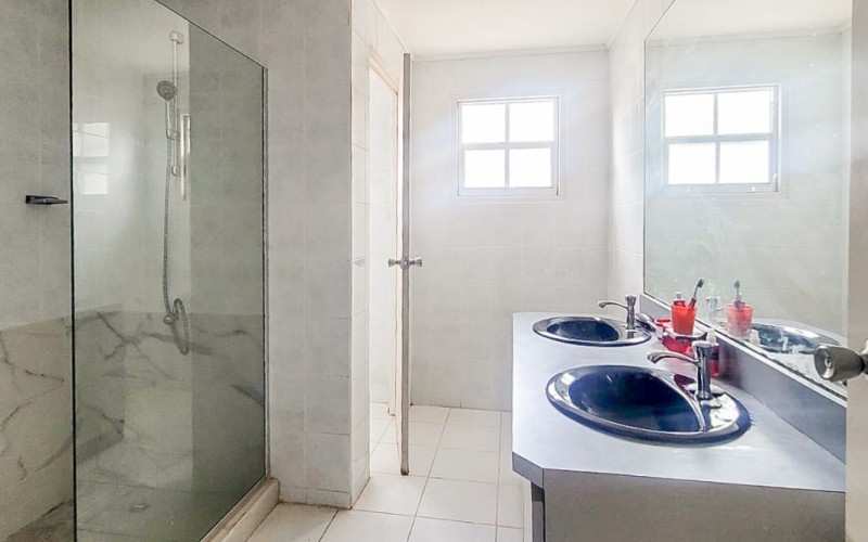 Sabana Basora ( FIXER UPPER )