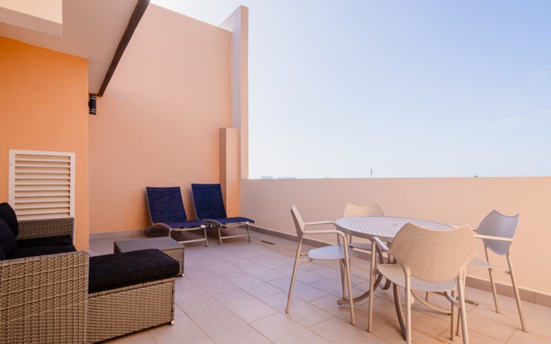 Aruba's life unit 317
