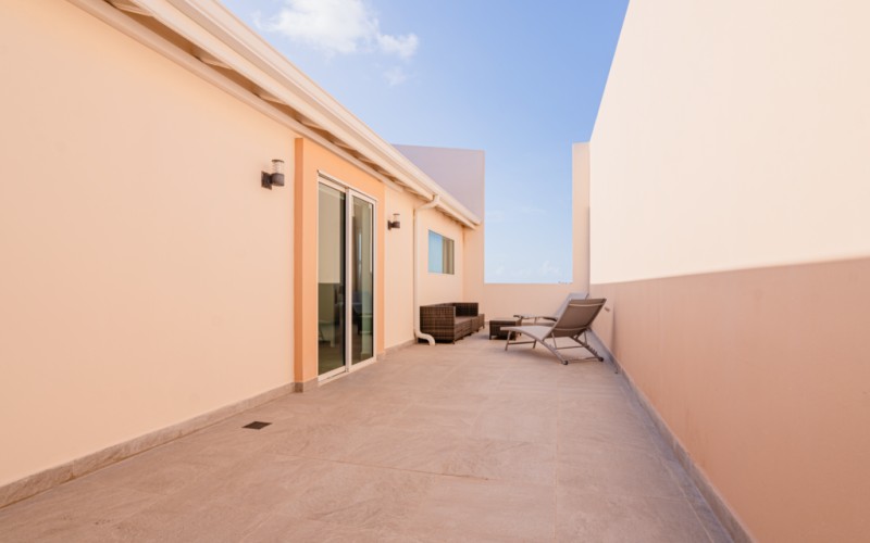 Aruba's life unit 408