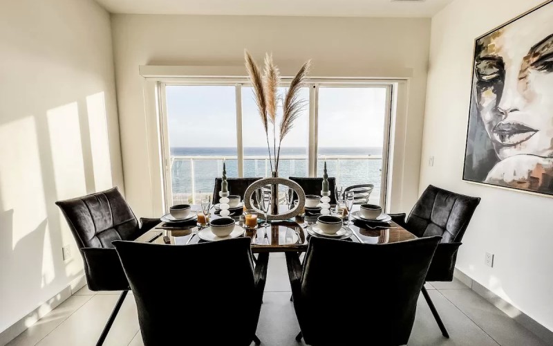 Harbour House unit 604
