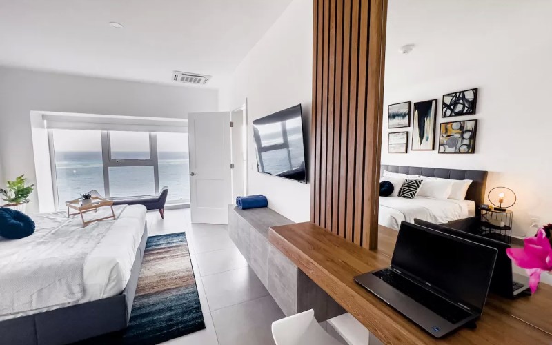 Harbour House unit 604