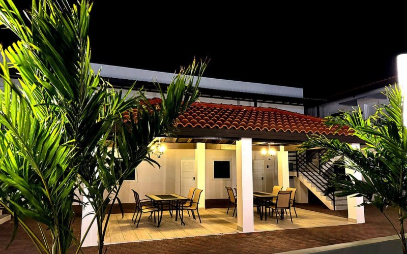 Bon Bini Suites